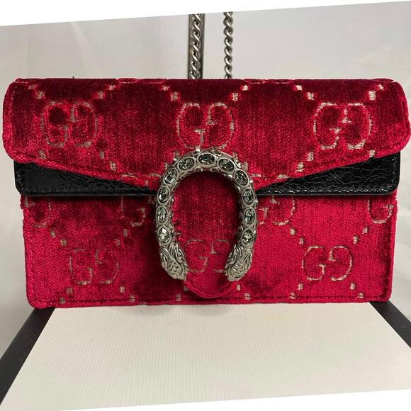 Gucci Dionysus Super Mini Red Velvet Crossbody Bag NWB - Picture 1 of 15